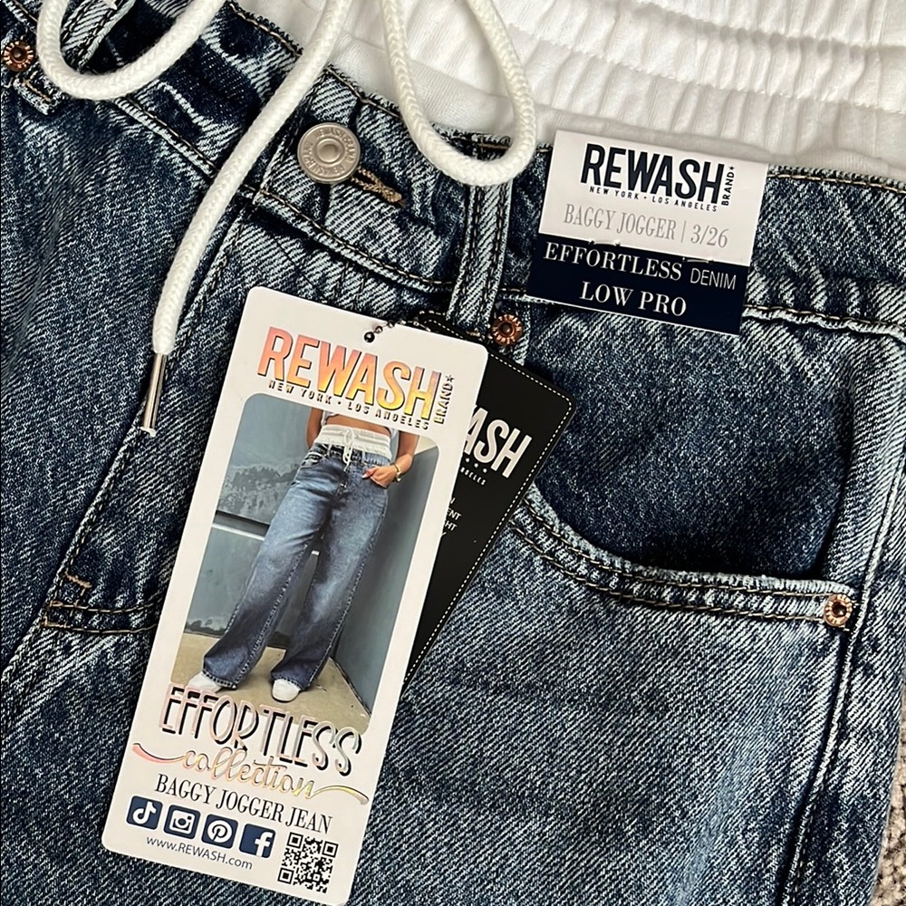 Double Waistband Denim Jeans - Picture 4 of 6